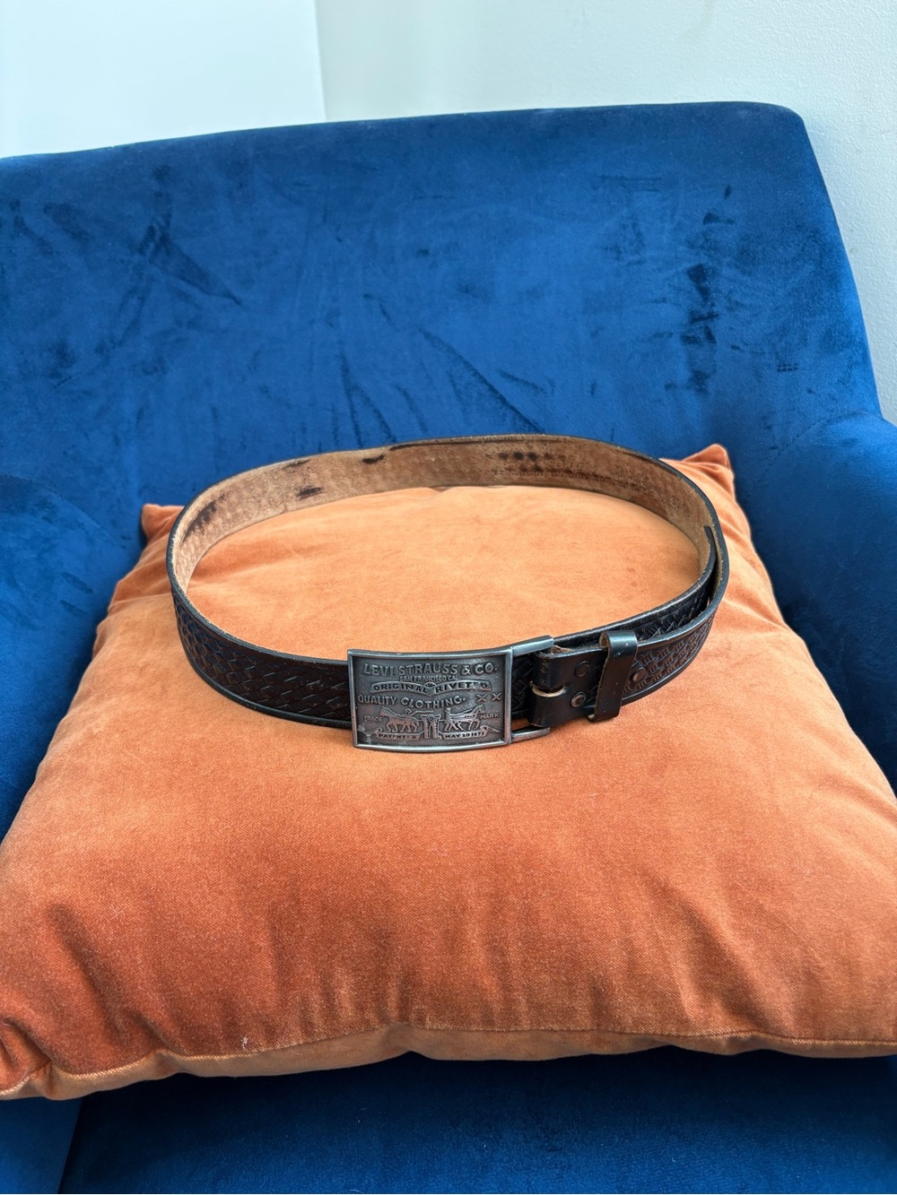 Vintage Levi's Brown Leather Men's Belt with Metal Buckle-Buckle is removable